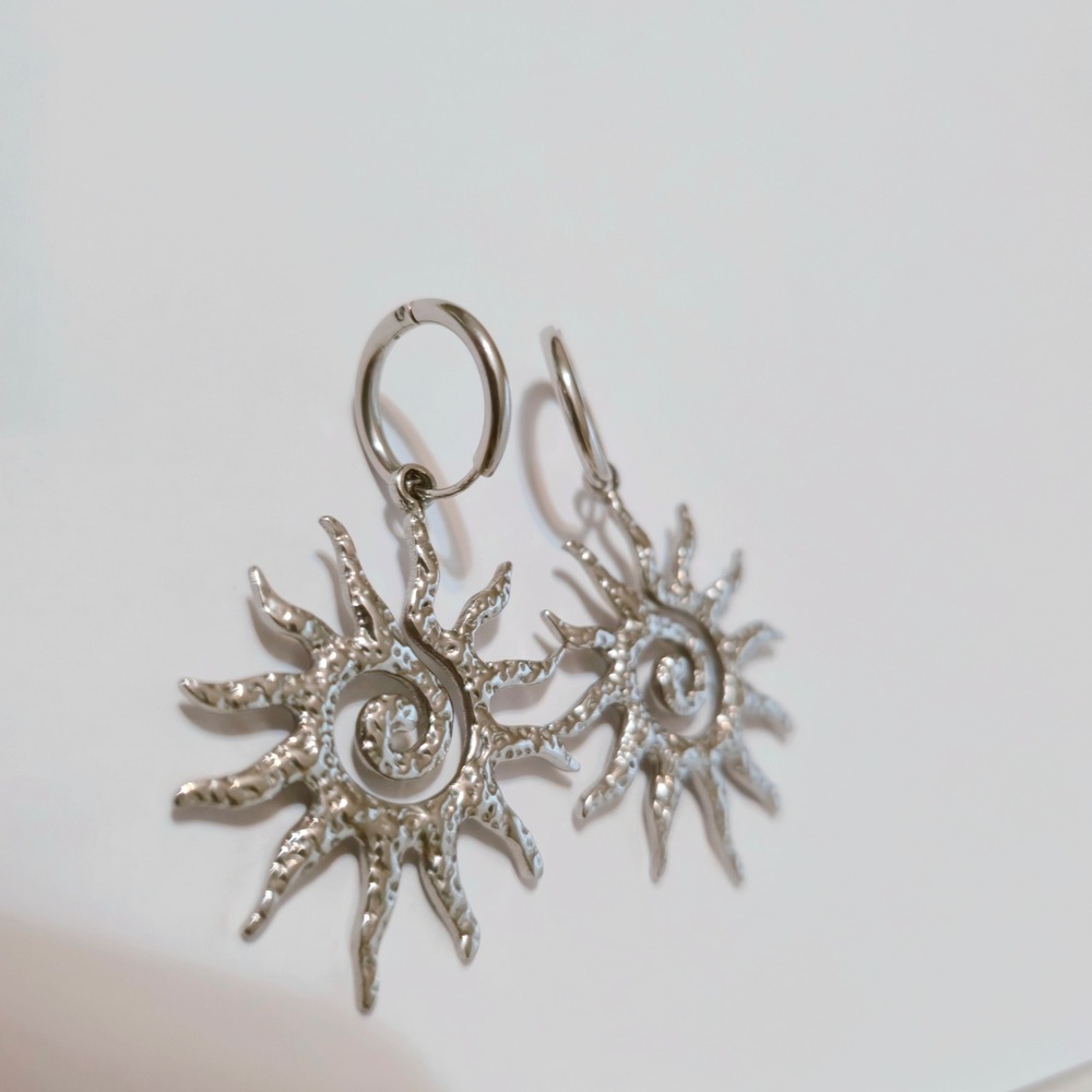 Silvertone Stainless Steel Sunburst Spiral Sun Drop Hoop Earrings Celestial J11